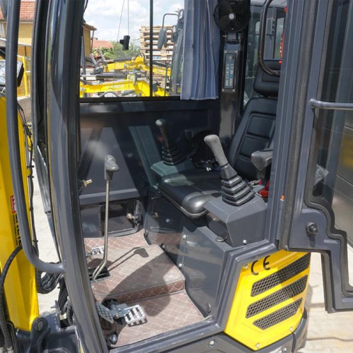 Mini koparka Cimex CHE12RS-CAB-SB z wysięgnikiem przegubowym